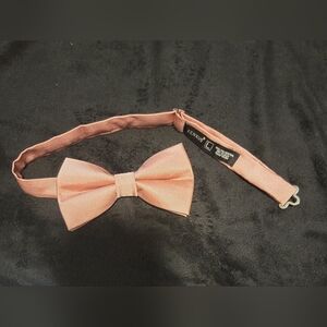 Men's Rose Gold Bow Tie